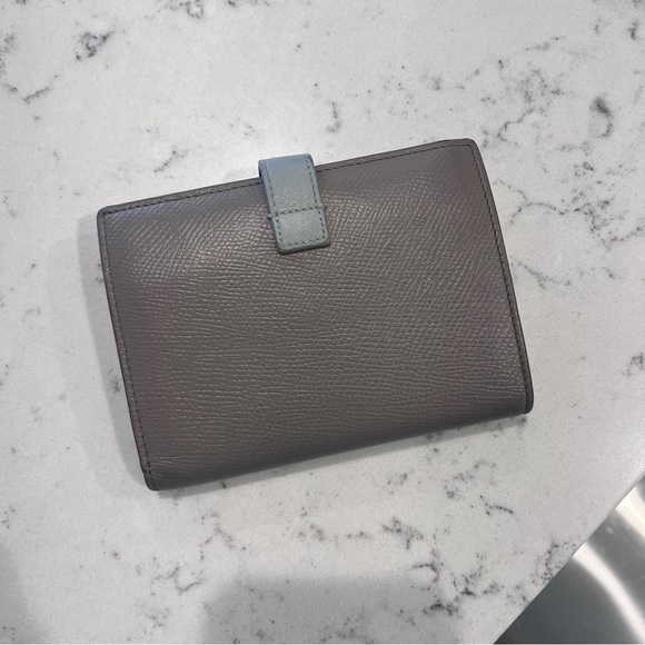 CELINE MEDIUM STRAP WALLET IN BICOLOUR GRAINED CALFSKIN - Picture 3 of 10